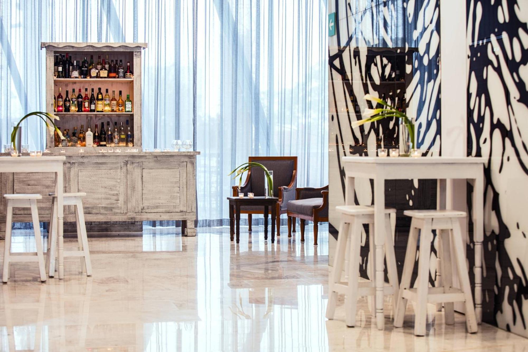 Ac Hotel By Marriott Guadalajara Mexico מראה חיצוני תמונה